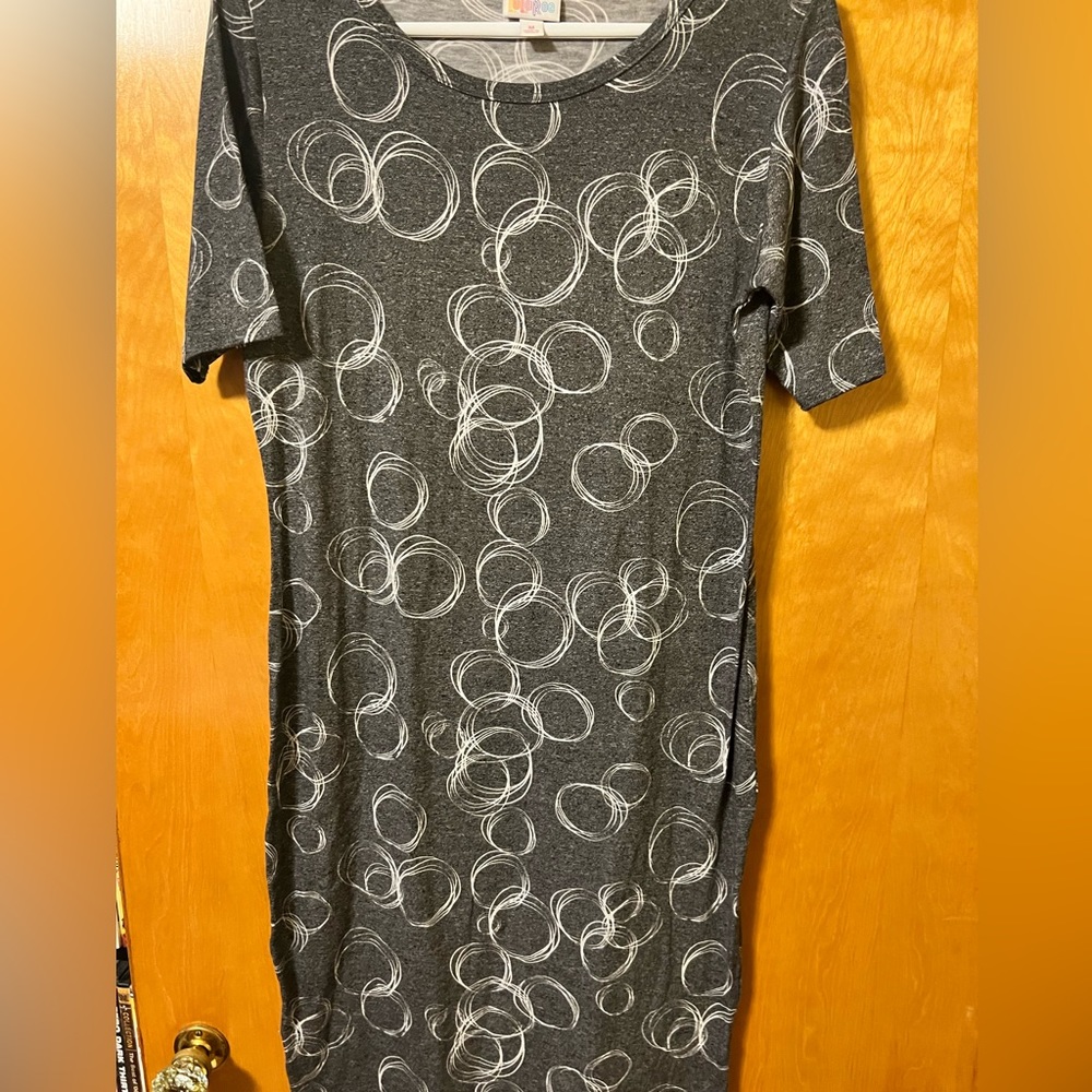 Lularoe Julia Dress.  Size M.